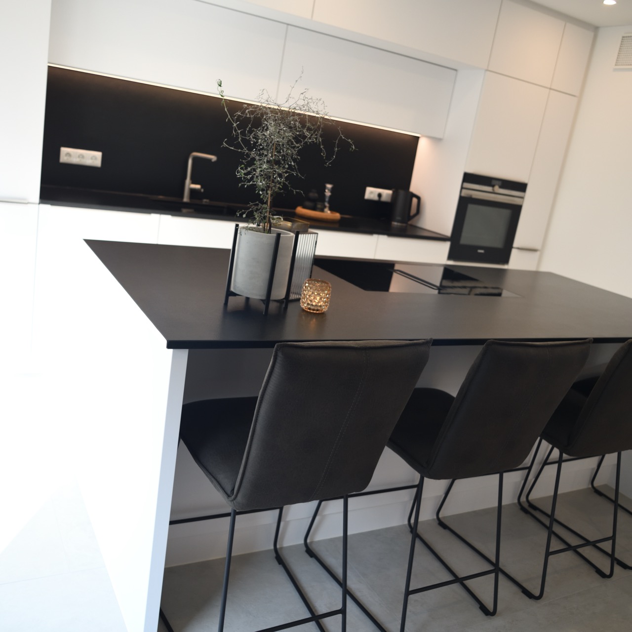 Küche samtmatt Weiß - Schreinerei Rodemer